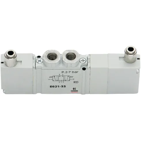 Распределитель с пневматическим управлением Camozzi E621-C33