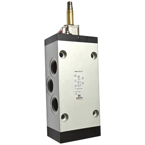 Распределитель с электромагнитным управлением Camozzi 452C-015