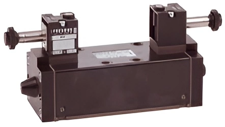 Распределитель пневматический с электромагнитным управлением Pneumax 1012.53.31.3.5.M3R